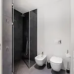 Whome Gem Close To Amoreiras And Rossio * Lissabon