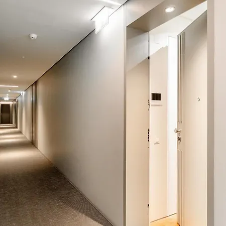 Whome Gem Close To Amoreiras And Rossio *